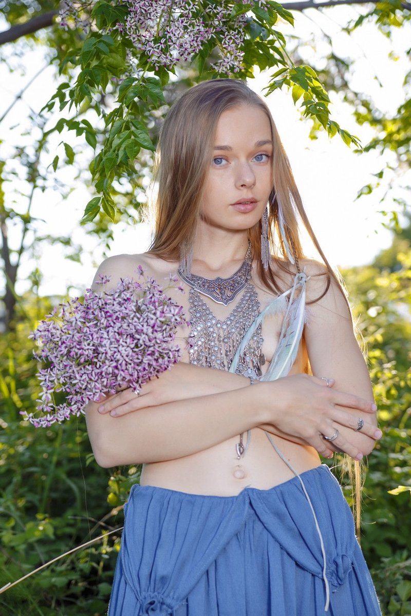 Лариса, 23 года, 1 размер груди